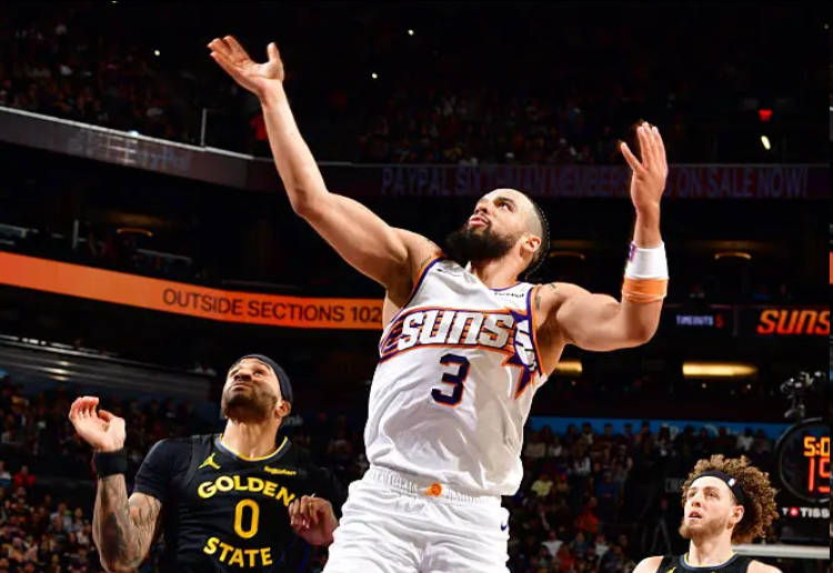 九游体育篮球赛事-神奇！勇士全场76次出手55次三分却取胜 太阳最后7分钟仅两分崩盘